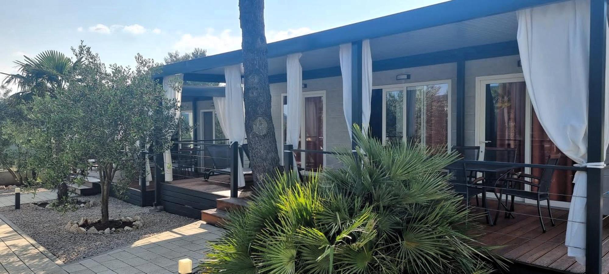 Dalmaris Camp - Prestige Mobile Homes Биоград на Мору Екстериор снимка