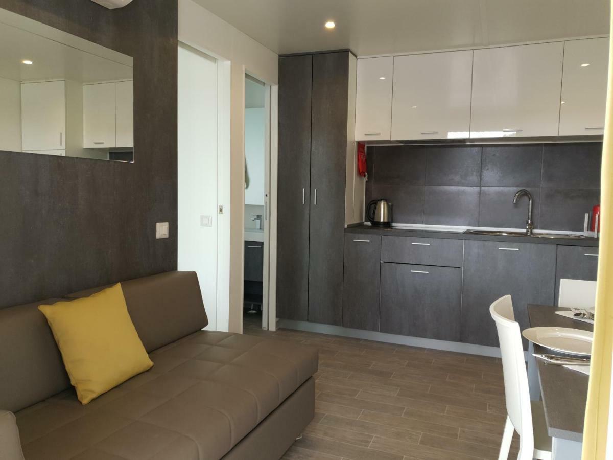 Dalmaris Camp - Prestige Mobile Homes Биоград на Мору Екстериор снимка